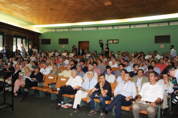 Sessão de abertura do Dia do Agricultor